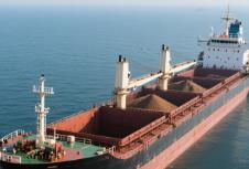 萬噸巨輪背后的秘密:散貨船在全球物流中的不可替代角色